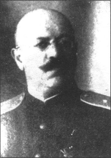 Генерал Я. Кефели (1876—1967), участник русско-японской и I-мировой войны Генерал Я. Кефели (1876—1967), участник русско-японской и I-мировой войны