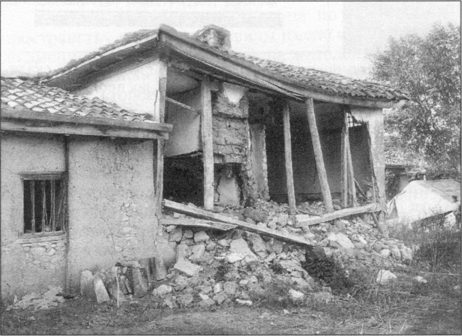 1927 год землетрясение. Ялтинское землетрясение 1927. Землетрясение в Ялте 1927. Землетрясение в Крыму в 1927 году. Землетрясение в Крыму в 1927 году фото.