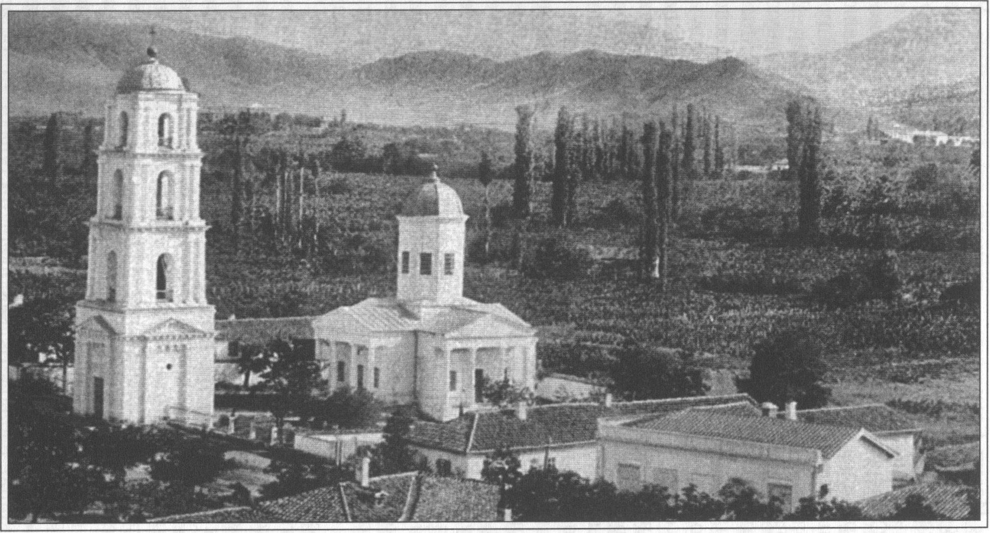 Покровская церковь в Судаке. Начало XX в. Покровская церковь в Судаке. Начало XX в.